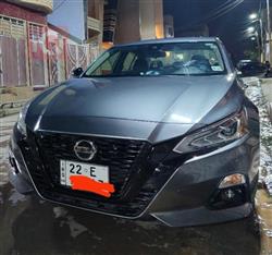 نيسان ألتيما